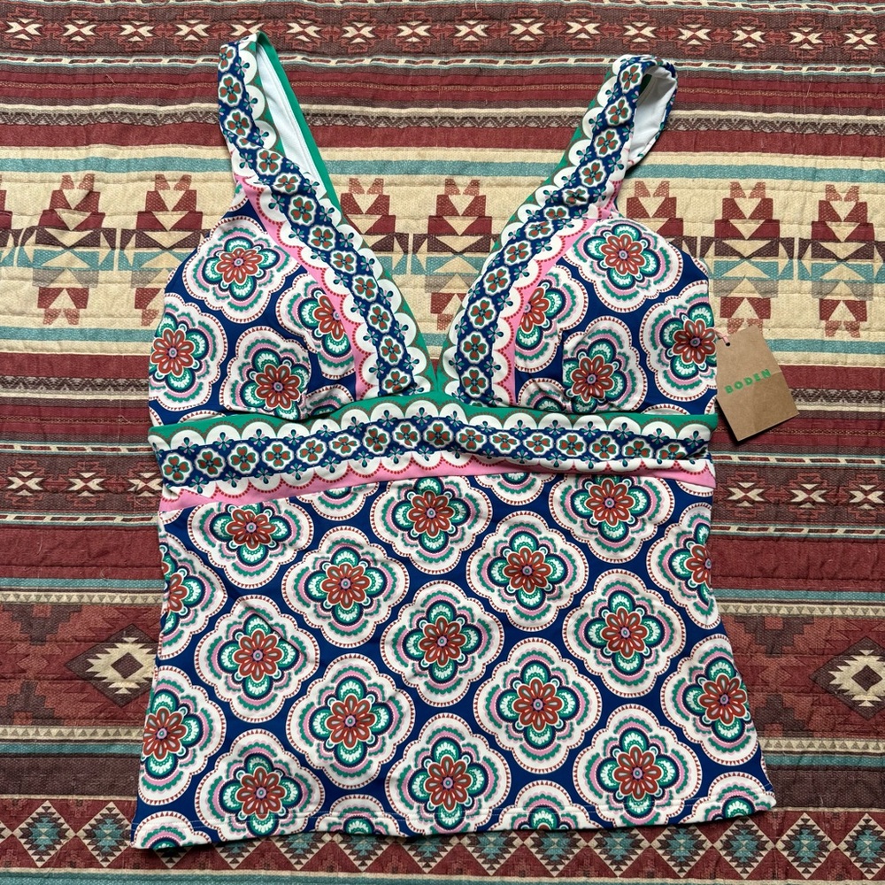 NWT Boden Colorful Patterned Tankini top
